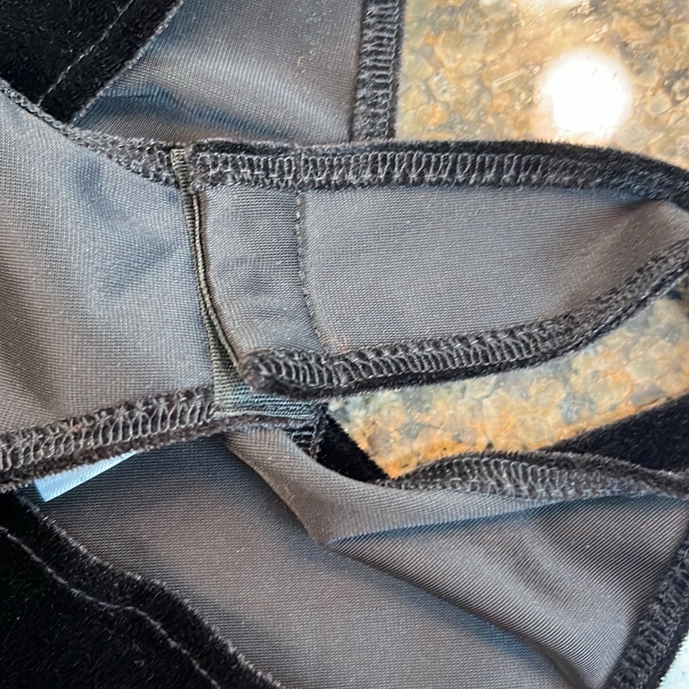 French Connection Black Velvet Long Sleeve Bodysuit NWOT - Picture 9 of 9